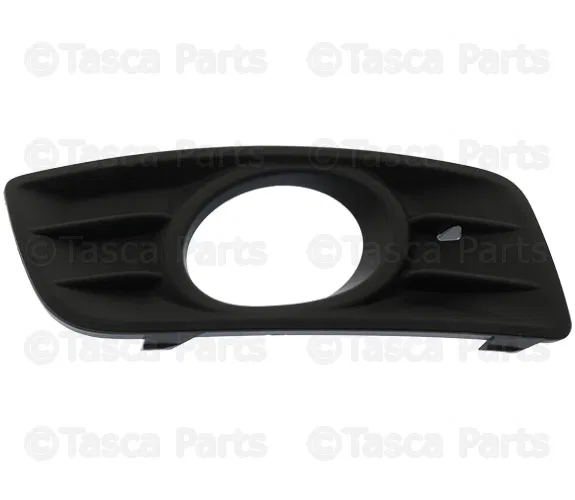 Outer Grille - Passenger Side (RH) - Volvo (30779101)