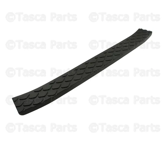 Rear Bumper Finisher Assembly - Nissan (85071-EA500)