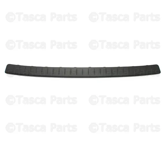 Center Molding - Volvo (8693366)
