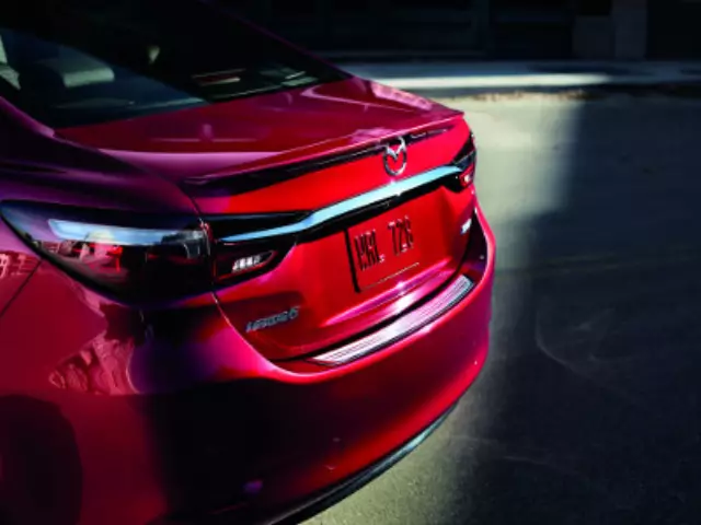Rear Spoiler - Soul Red Crystal - Mazda (8yh02pr)