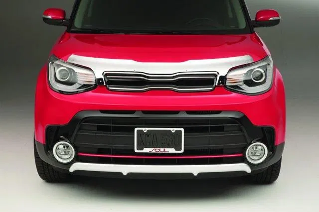 Hood Deflector - Chrome - Kia (B2024-ADU00)