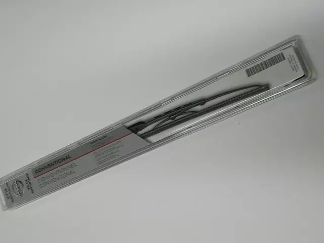 Blade Assembly-Windshield Wiper No 1 - Nissan (B889U-BT19P)