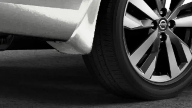 Splash Guards - Front Set QAC - Aspen White - Nissan (T99J2-5EE8A)